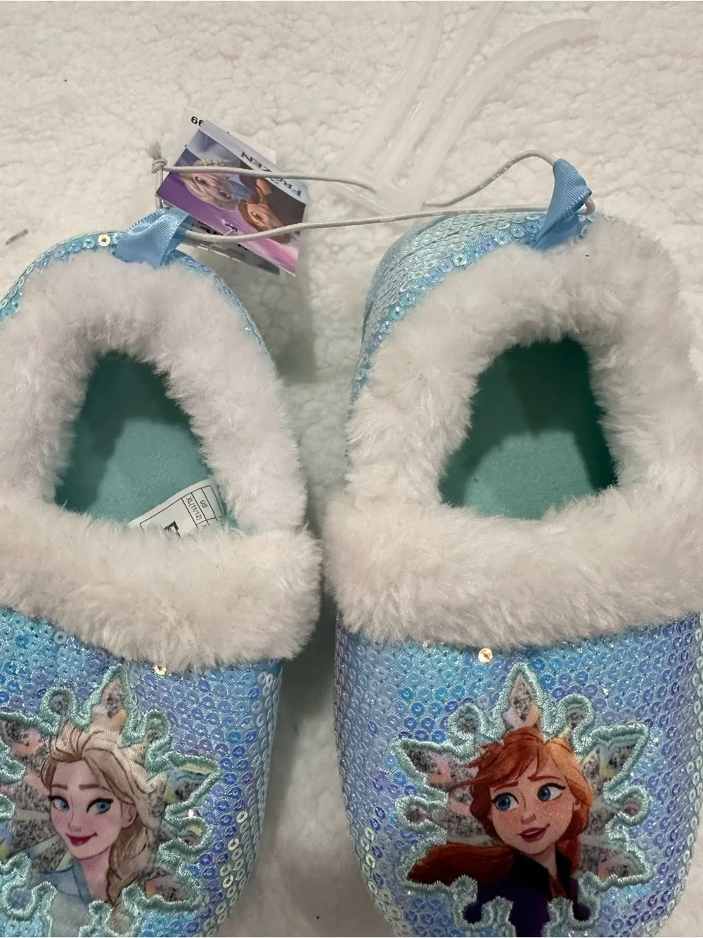 Girl’s Frozen Slippers